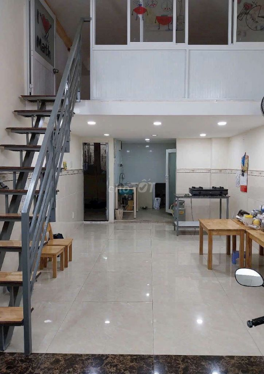 2 Bedroom Apartment with 3 Air Conditioners on Nguyen Tuan Street
