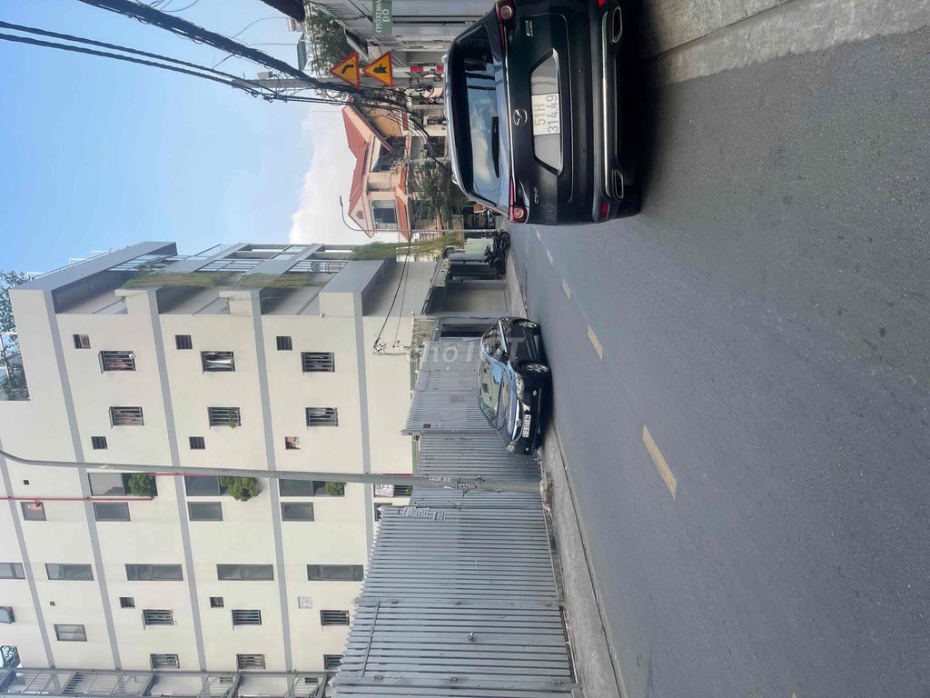 2-Bedroom House with Business Potential in Binh Thanh