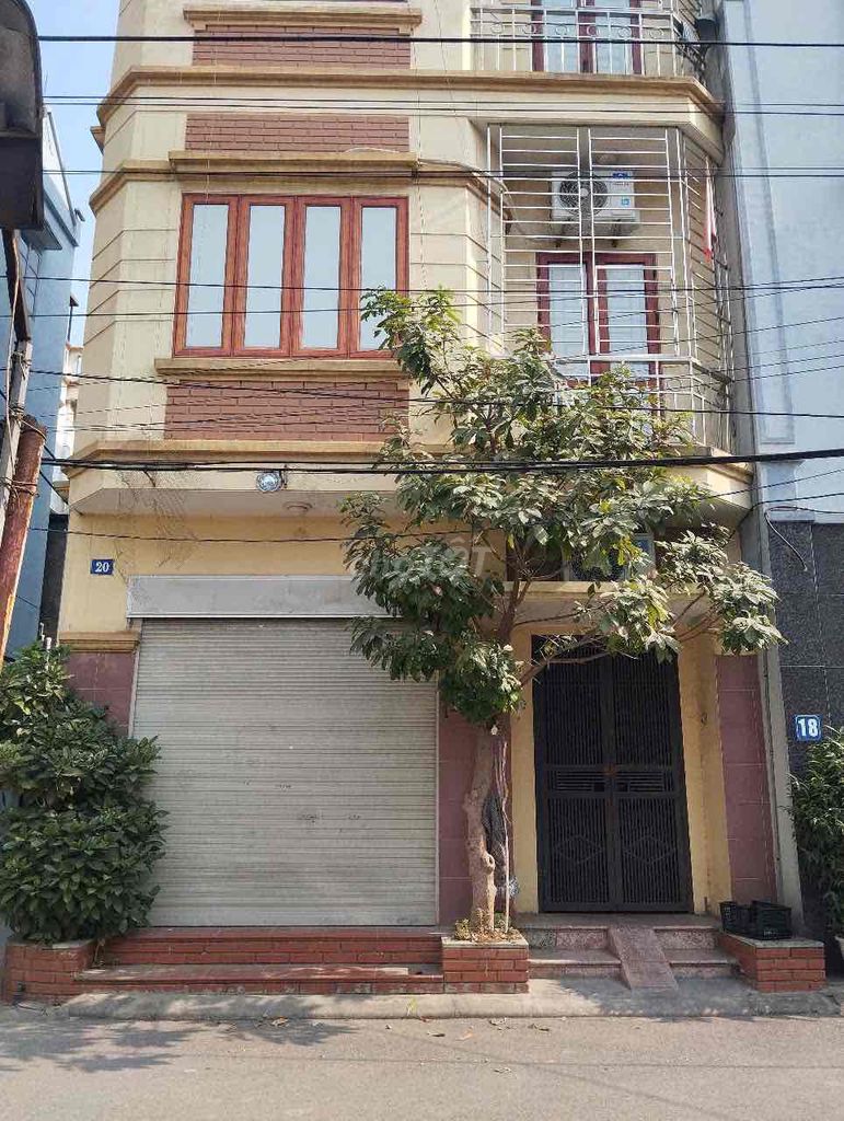 4-Bedroom House with Dual Access, 54sqm