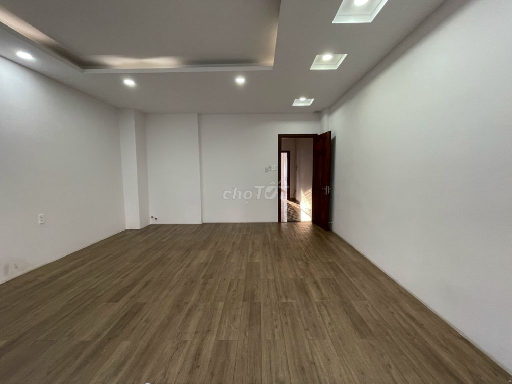 Будинок у Cityland Park Hills для оренди в районі Go Vap