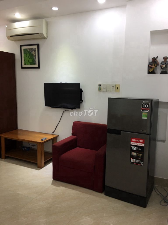 Fully Furnished 3-Bedroom Property with Multiple Living Spaces