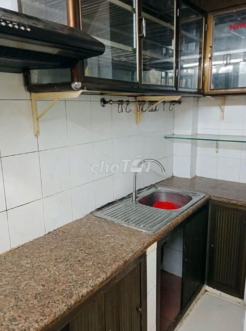 Modern 3-Bedroom Townhouse with Air Conditioning