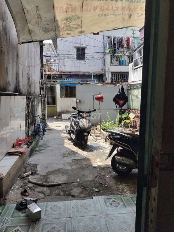 Spacious 2-Bedroom House in Narrow Alley Near Dong Phuong Restaurant