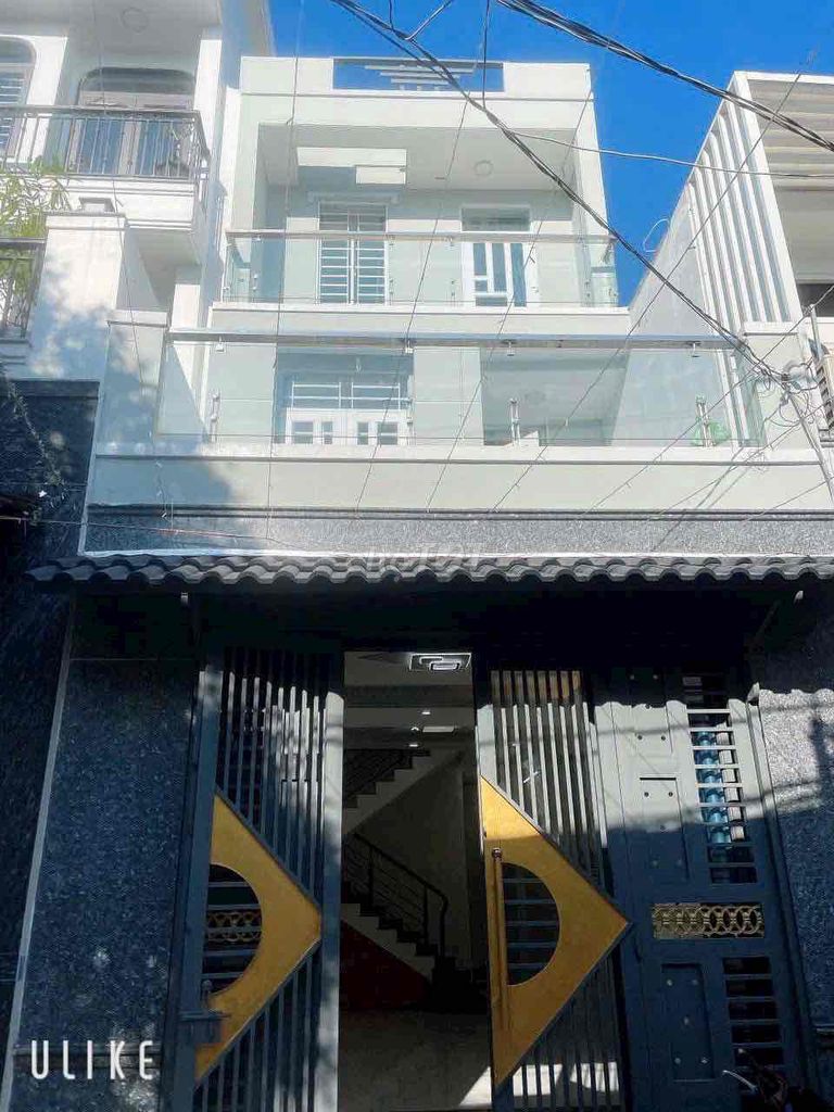 Spacious 4BR Townhouse Near Go Xoai Market