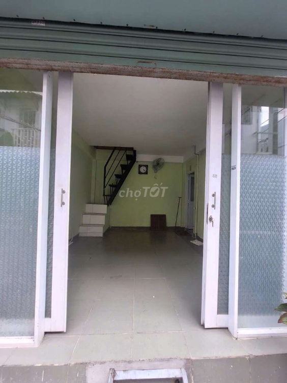Small Compact Property in Tan Binh District with Parking