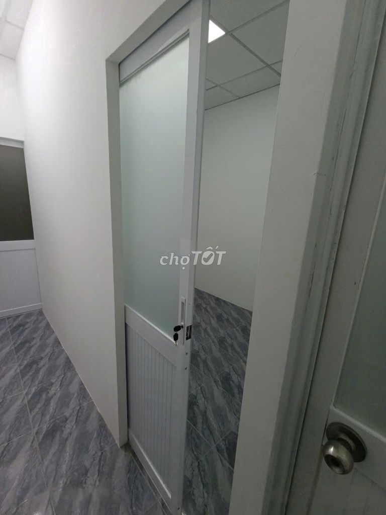 Modern Two-Bedroom Townhouse in District 10