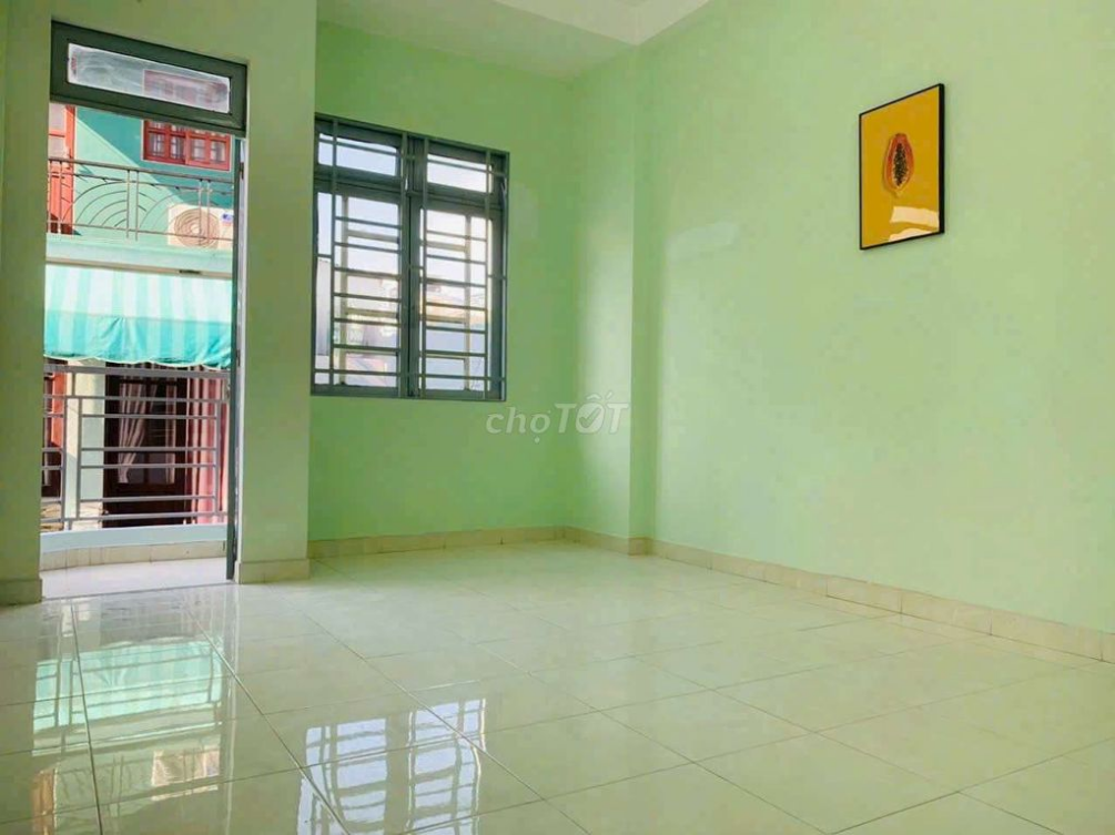 Spacious 2-Bedroom Apartment on Lac Long Quan Street, Tan Binh District