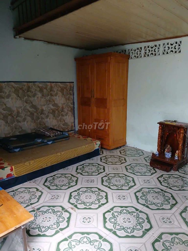 Spacious House Near School in Di An