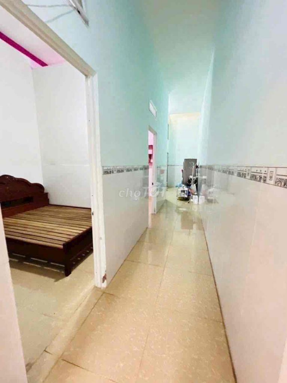 Spacious Rental near Dĩ An Market with Convenient Location