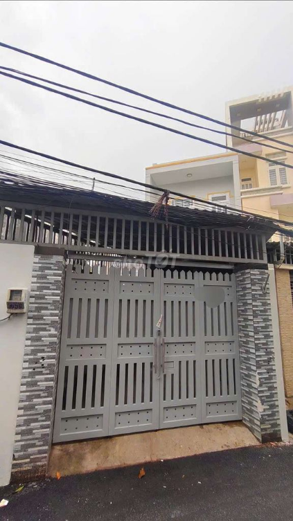 House for Rent in Do Xuan Hop Street, Phuoc Long B, District 9
