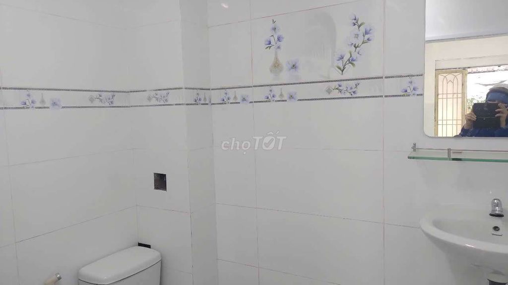 Spacious Ground Floor Home with Business Potential