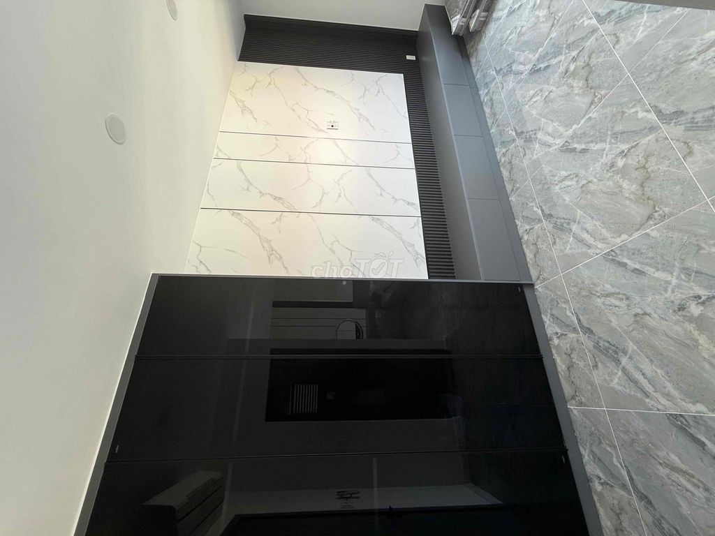 Modern Apartment Near University