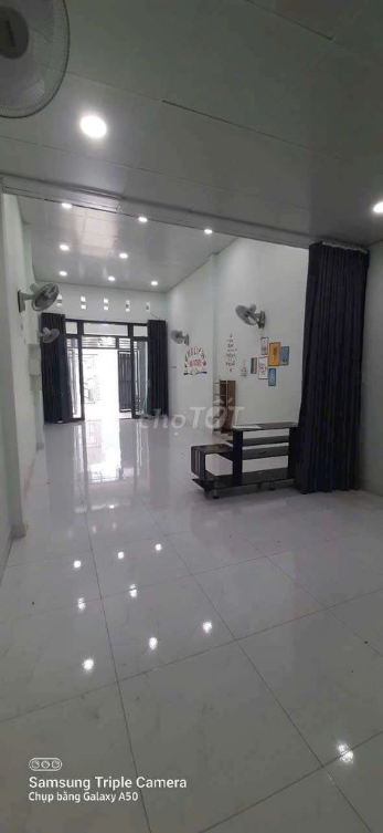 4x17m House for Rent in District 9 - Suitable for Office or Living