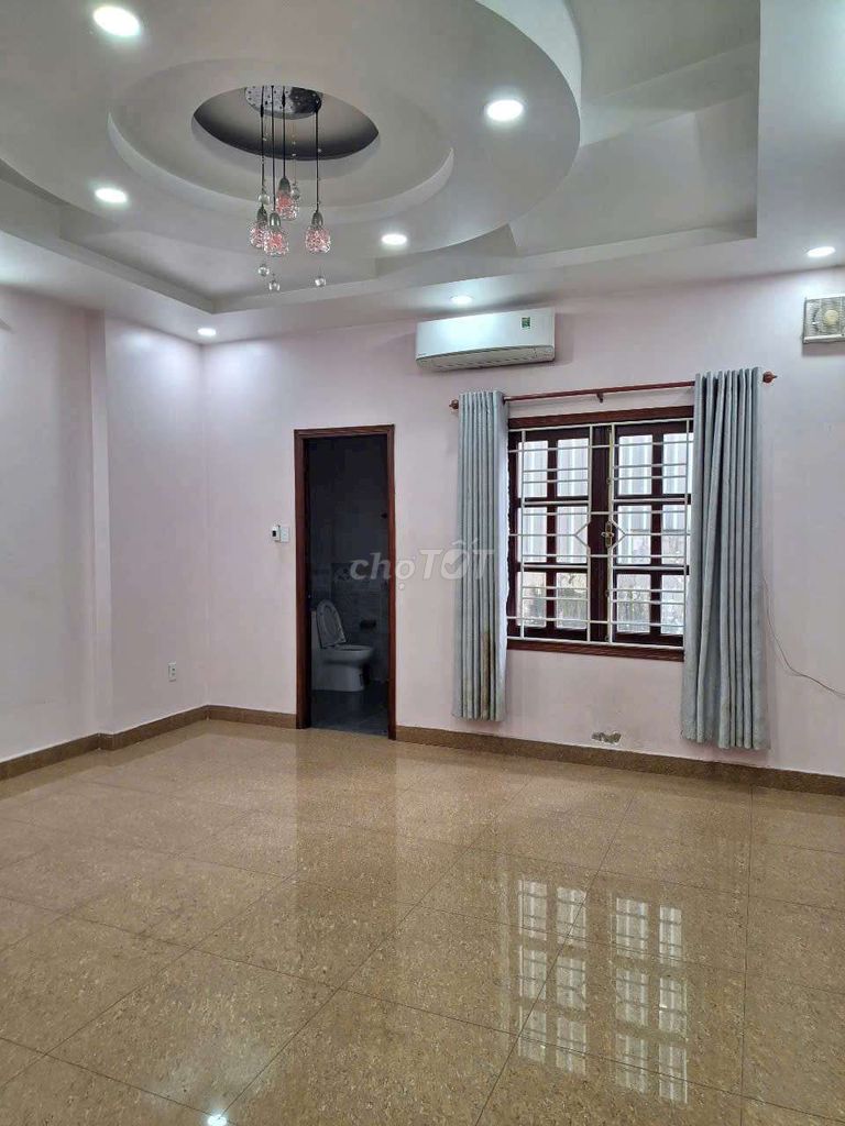 Modern House for Rent in Tan Chanh Hiep