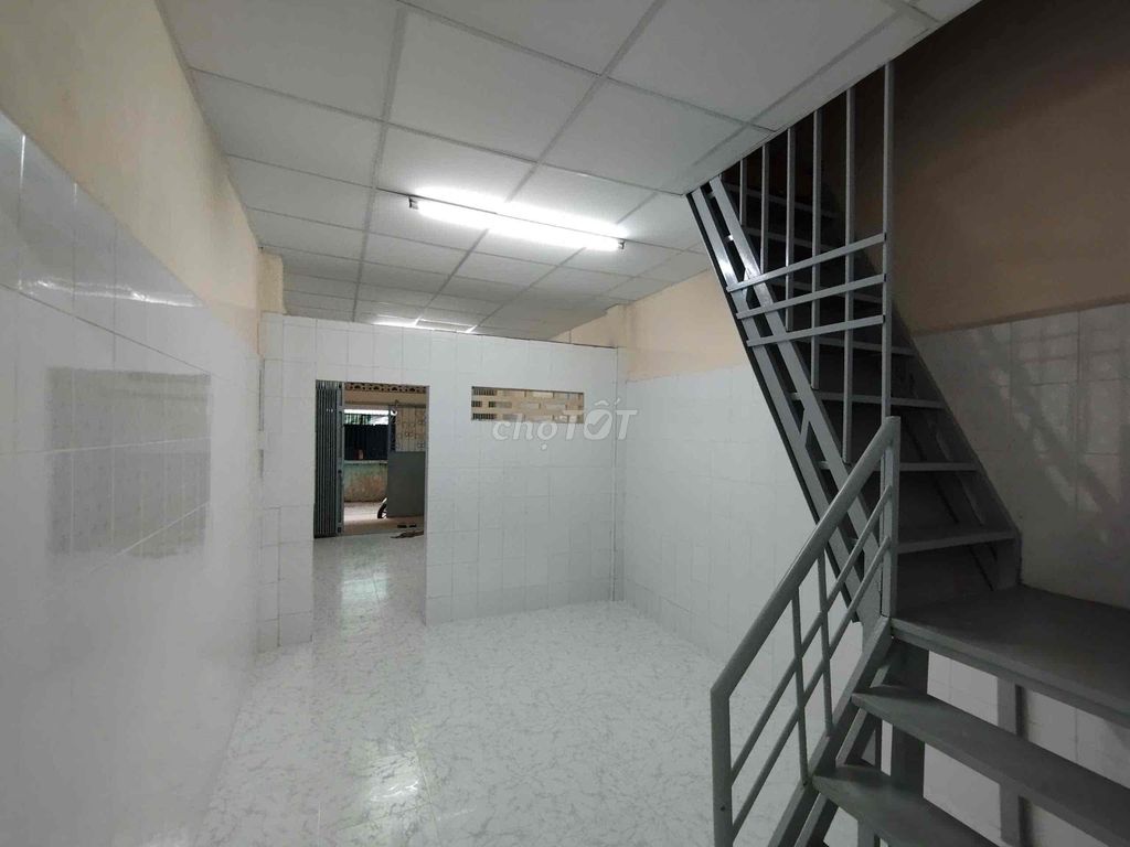 Modern Two-Story House in District 11