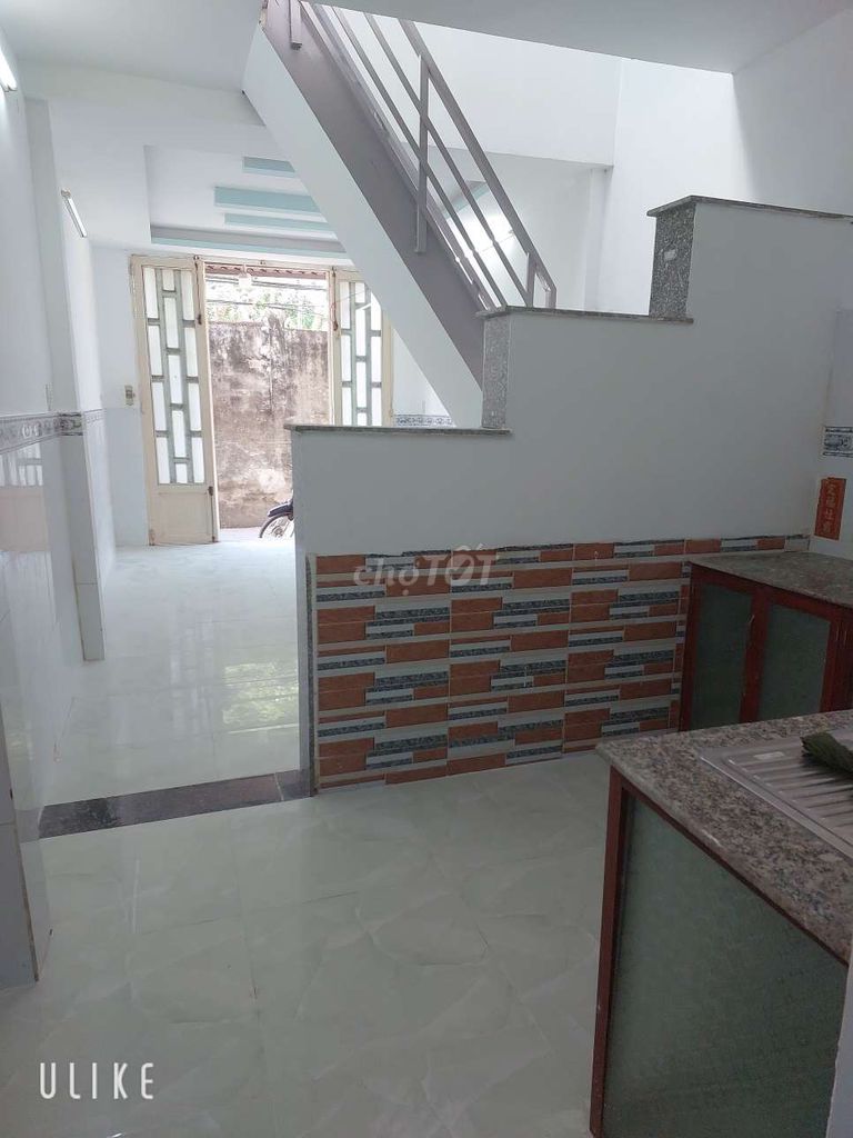 Modern Two-Bedroom House Near Schools and Market