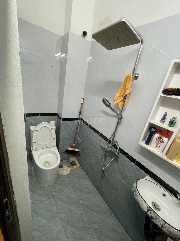 3-Bedroom House with Modern Amenities in Hoang Mai