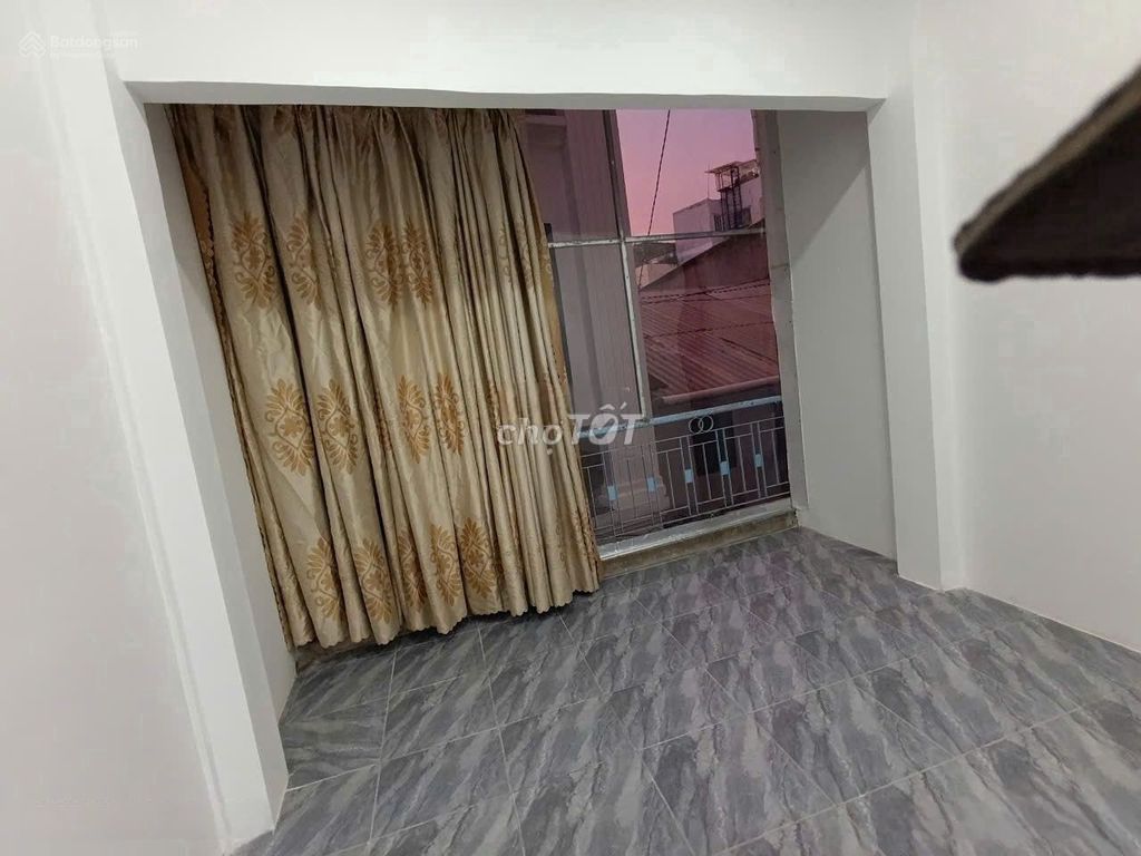 Modern Two-Bedroom Townhouse in District 10