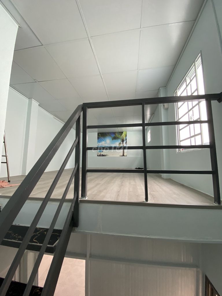 2-Bedroom House Near Dam Sen Park