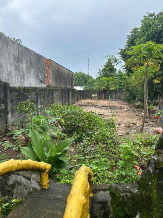 Garden House 1000 m2 with 10m Width - Near National Highway 1K