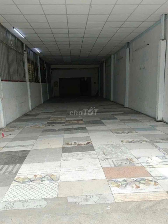 Kең Mặt Tiền Trần Văn Mười коммерциялық бөлімсіз жалға беріледі