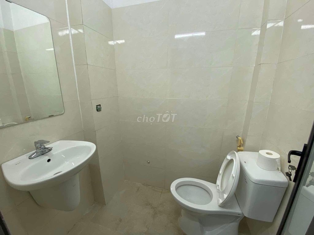 4-Floor Townhouse Near Van Quan Station