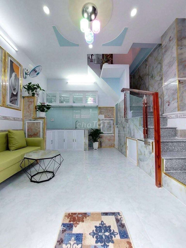 3-Story Townhouse with 2 Bedrooms in Nha Be