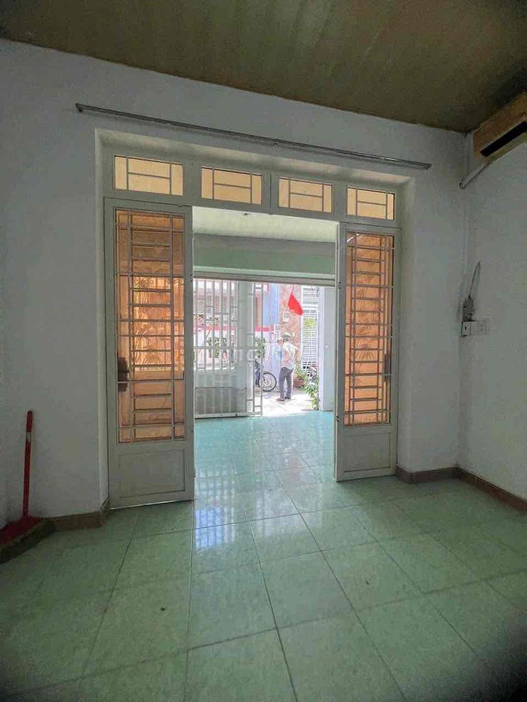Spacious 3-Bedroom House with Mezzanine Floor