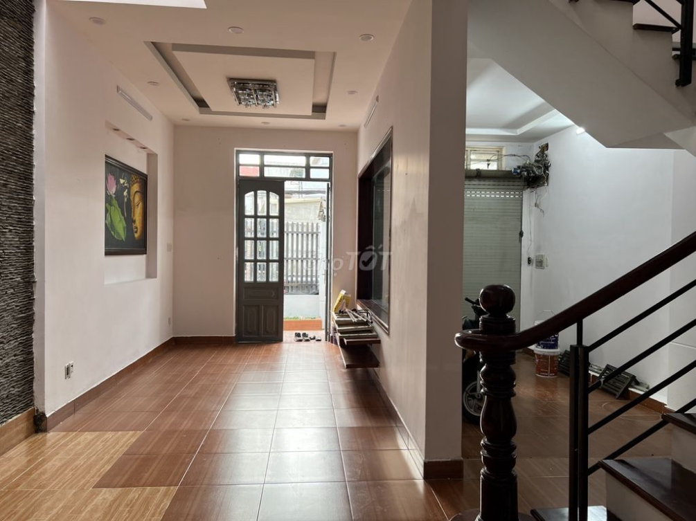 3-Story House in Binh Trung Dong, District 2, Near Key Locations