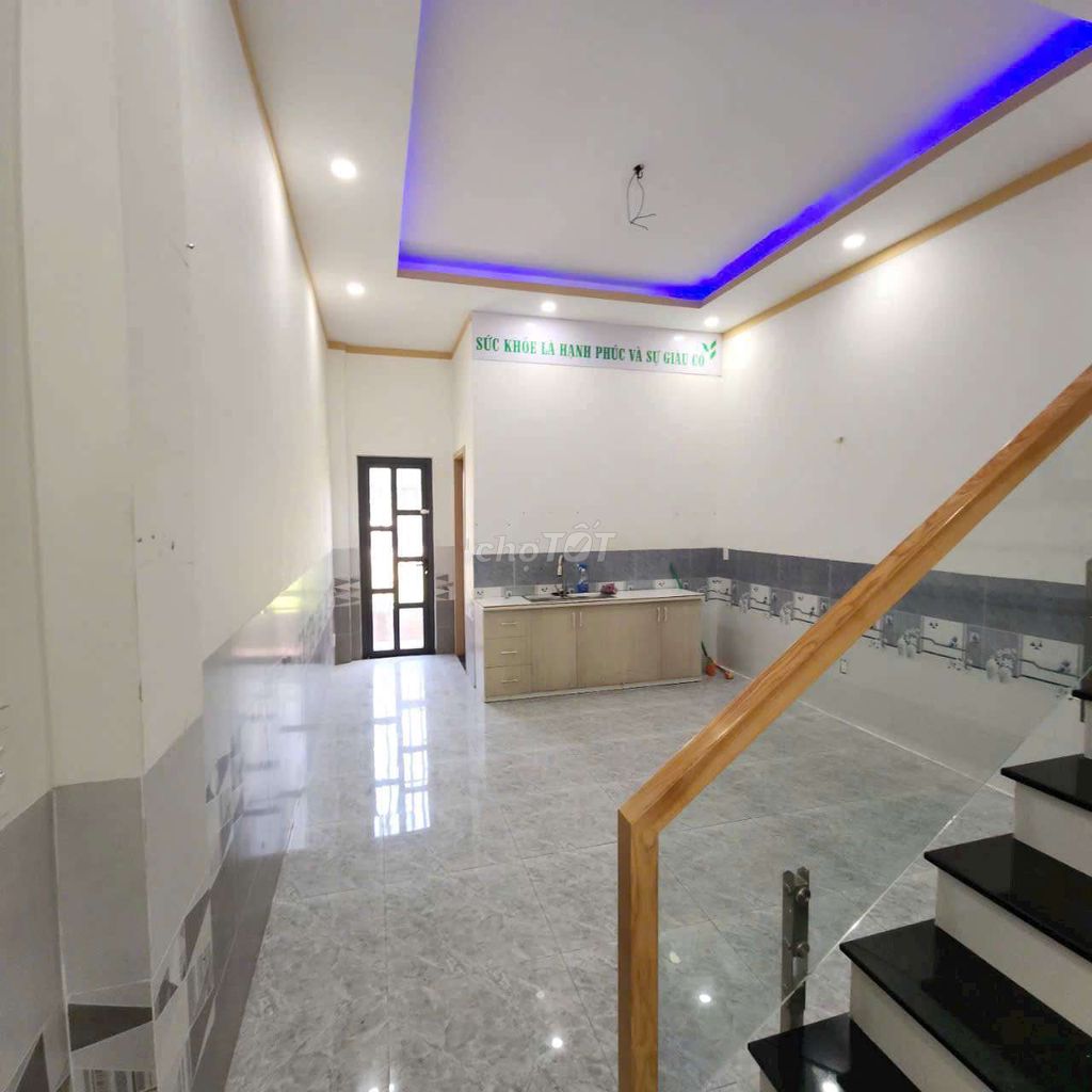 Modern 4BR House with Parking in Binh Duong