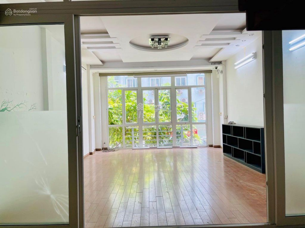 Rental Property near Tran Huu Duc, Multiple Options Available