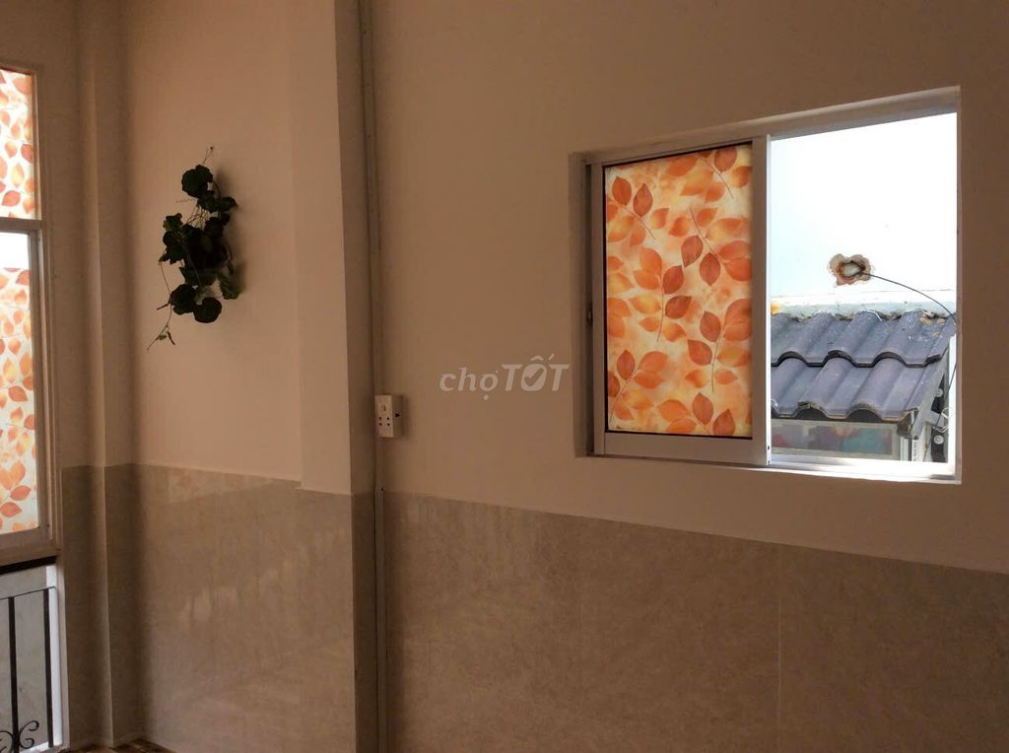 Compact 3x3.5m House on Duong Ba Trac Street, Quiet Alley
