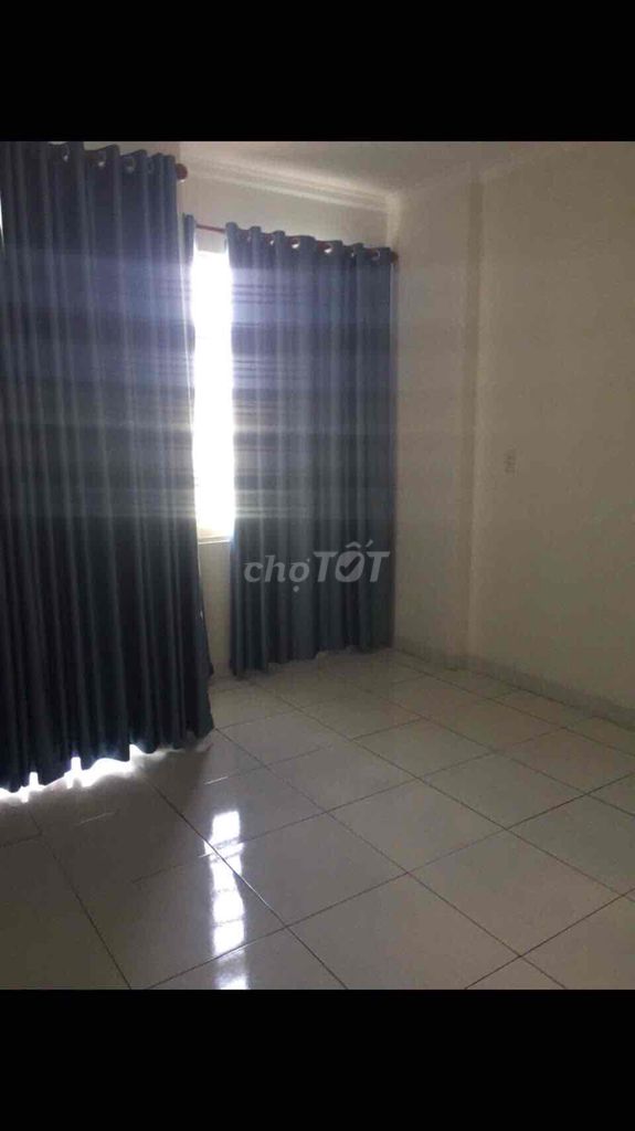 Spacious 3-Bedroom House with Modern Interior