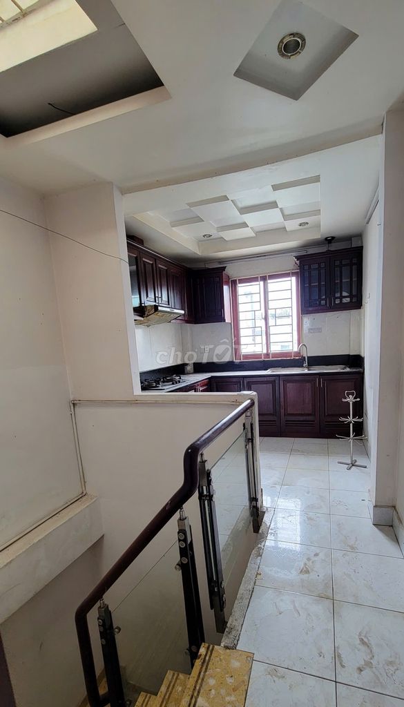 5-Floor Townhouse with Business Space Near Market