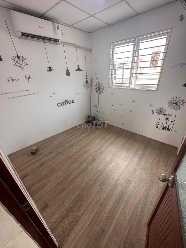 Modern 2-Bedroom House Near Thi Nghe Market