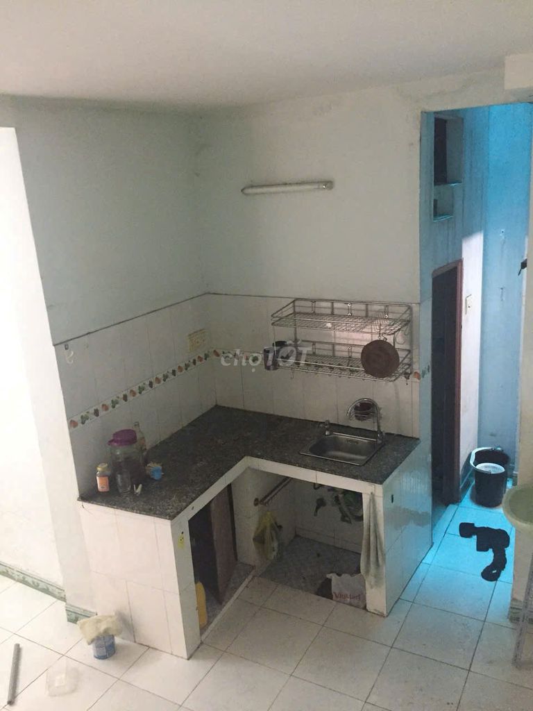 3-Bedroom Townhouse with Modern Kitchen