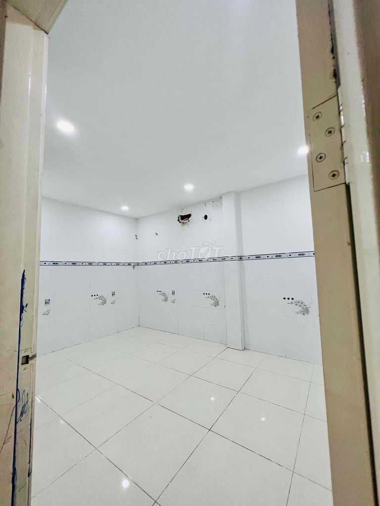 Spacious Two-Bedroom House with Mezzanine in District 12