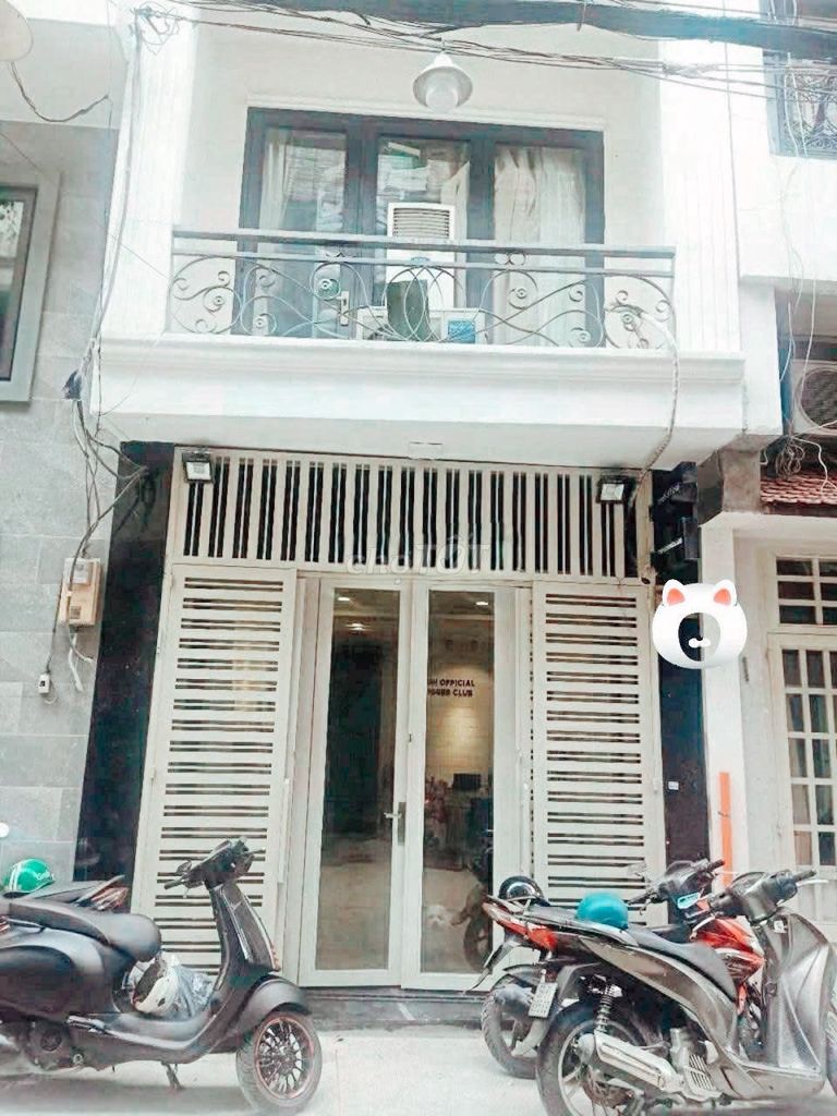 3-Story House with Parking in District 3