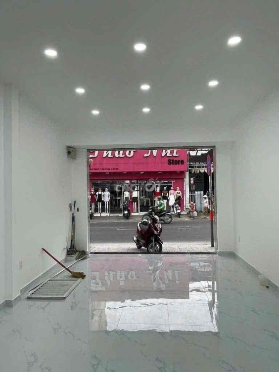 Rental Property on Tan Ky Tan Quy Street - Business and Residential Space