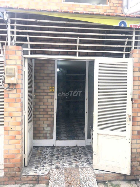 Compact House Near Gò Vấp Industrial University with Air Conditioning