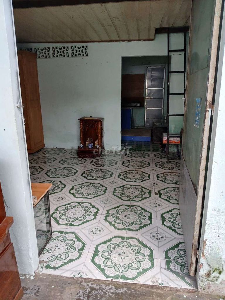 Spacious House Near School in Di An