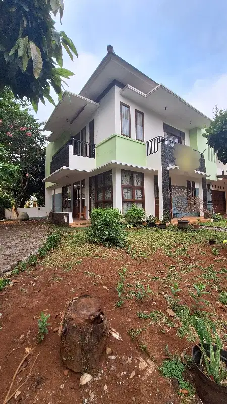 Fully Furnished House in Bintaro Jaya Sector 9
