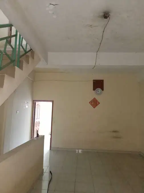 4.5x14m House in Jelambar, 3.5 Floors, 2 Bedrooms