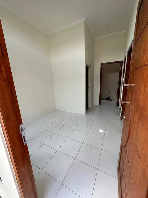 New Semi-Furnished House Near Balong Waterpark