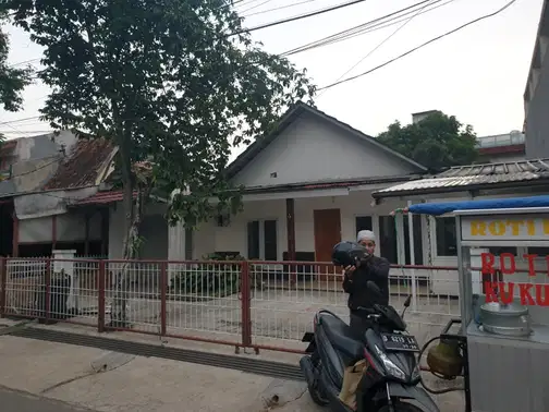 Legendary Complex Property in Kota Kembang - Great for Business/Office