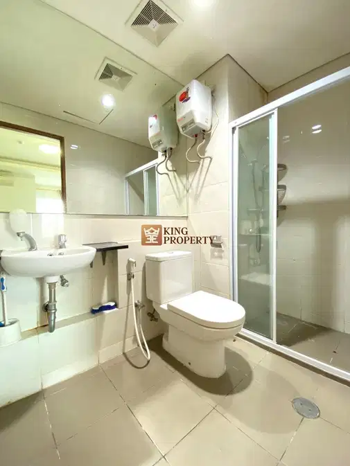 Green Bay Pluit 2BR Furnished Apartment with Sea View