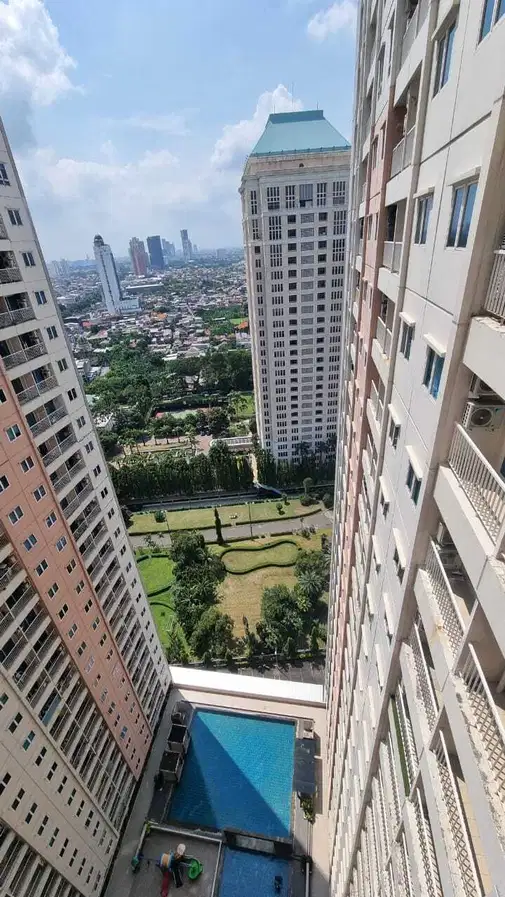 Apartment at Puncak Bukit Golf - City and Pool View