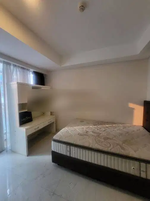 Royale Springhill Kemayoran Apartment with Multiple Amenities