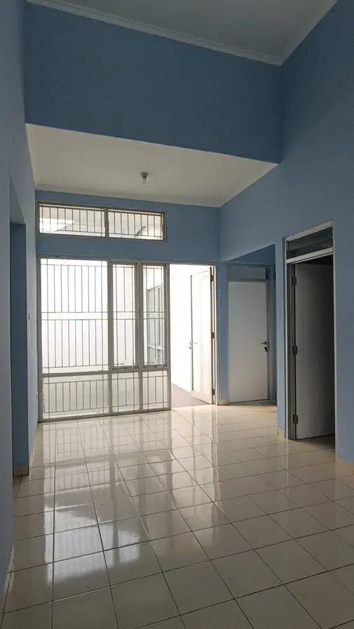 1-Story House in Luxury Cluster, Newly Renovated, Ready to Move In