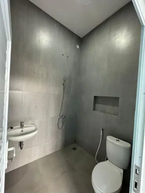 Comfortable Clean House with 3 Bedrooms and 3 Bathrooms